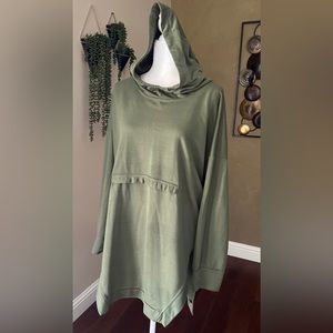 Shein Curve Green tunic hoodie “Like a boss “ size 1XL
